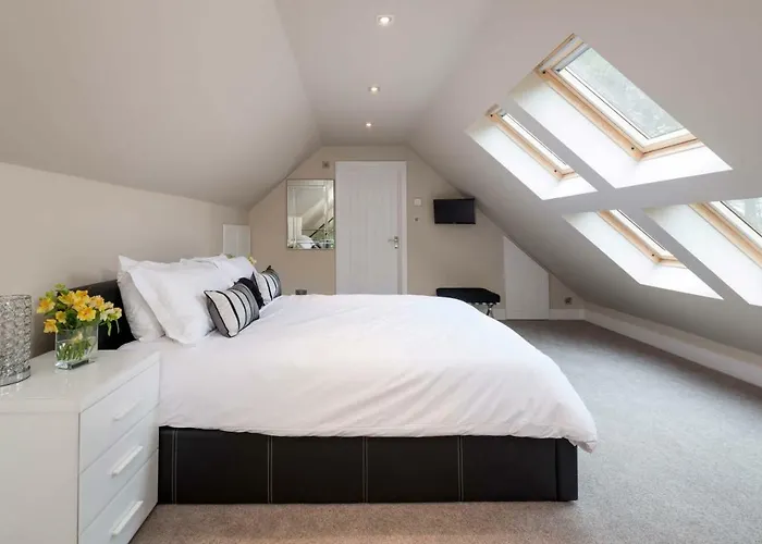 Bracken Howe Γουίτμπι